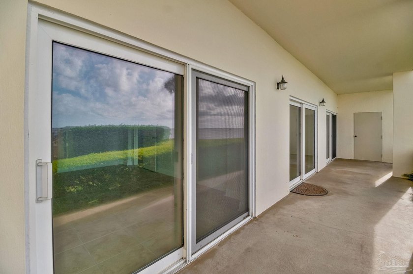 Life doesn't get easier than a ground-floor unit at Riviera 615 - photo 22