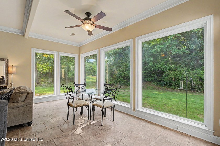Over 4,200 square feet, 2 bedrooms downstairs, walk-in closets - photo 17