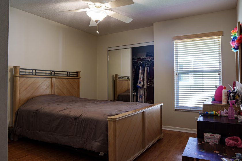 Welcome to 8058 Via Hacienda, a beautifully maintained home - photo 7