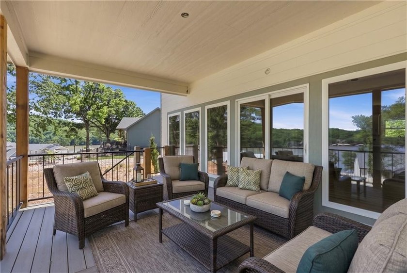 Great Views of the water and Boat slip! Gorgeous brand-new - photo 16