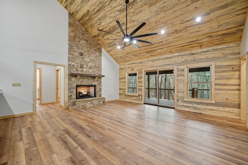 Welcome to your dream mountain escape nestled on 2.33 gorgeous - photo 16