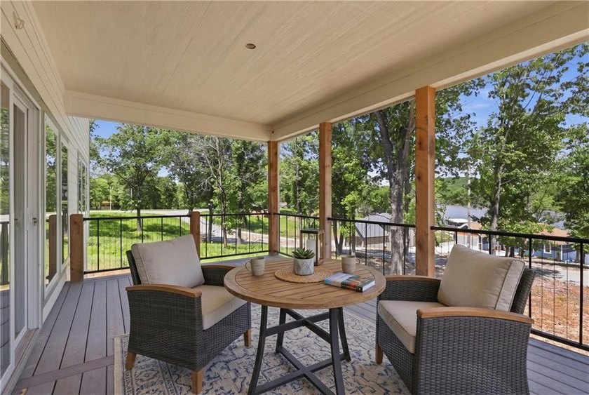Great Views of the water and Boat slip! Gorgeous brand-new - photo 18