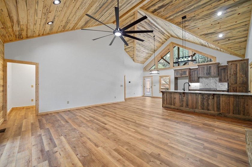 Welcome to your dream mountain escape nestled on 2.33 gorgeous - photo 18