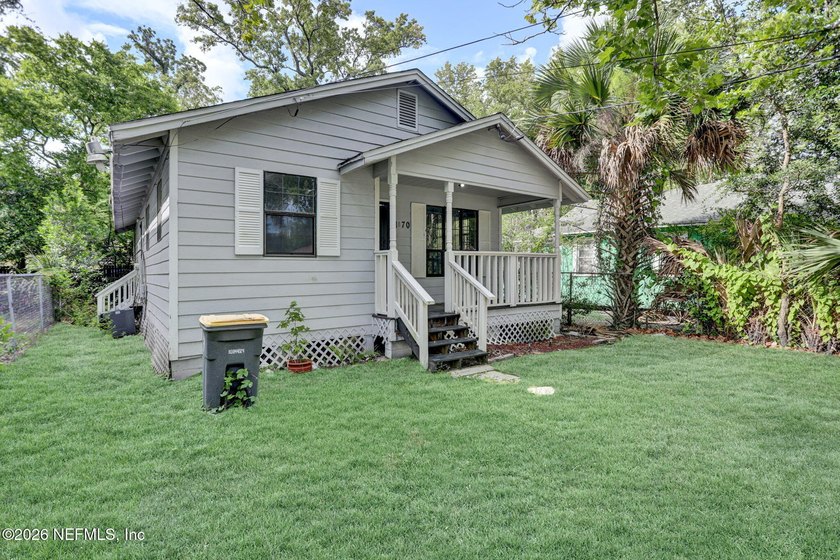Move-in ready and full of potential, this 3-bedroom, 2-bath home - photo 3