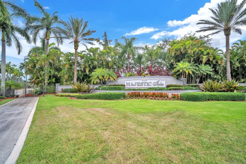 Welcome home to this beautifully updated villa in the highly - photo 26