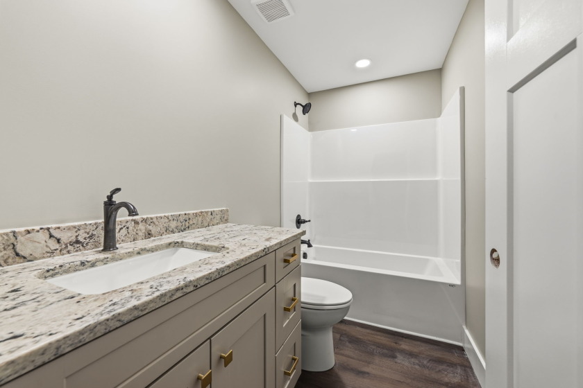 Brand New Construction in Moutardier w/Slip - photo 14