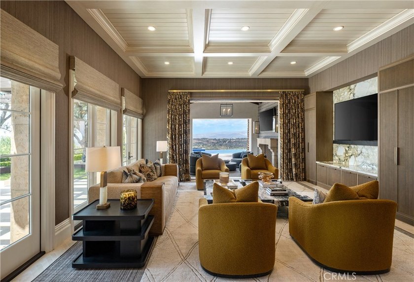 Located in Shady Canyon, Orange County's premier private golf - photo 3