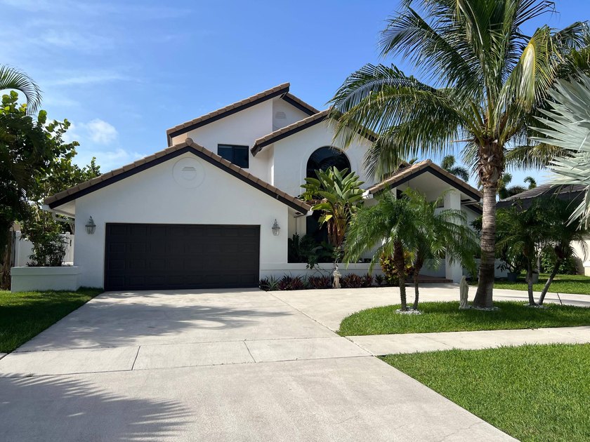 Stunning, renovated two-story estate home located in East Boca's - photo 12