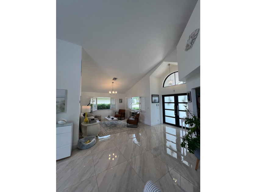 Stunning, renovated two-story estate home located in East Boca's - photo 46