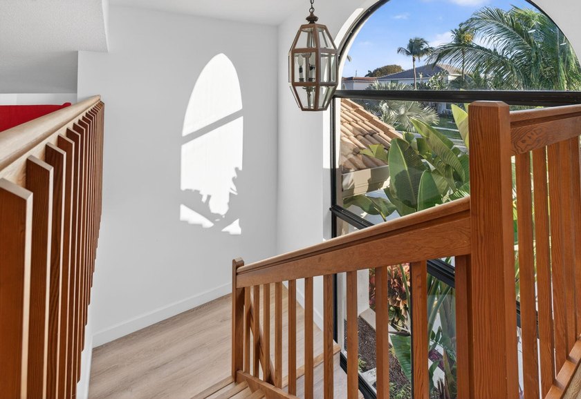 Stunning, renovated two-story estate home located in East Boca's - photo 50