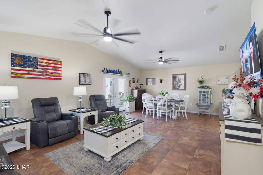 Discover this stunning 3-bedroom, 3-bathroom pool home perfectly - photo 20