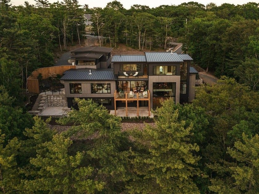 Where Grand Lake meets grand living: Terrace House. This - photo 2