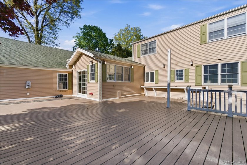 Move right into this custom Expanded Cape set on just over an - photo 32