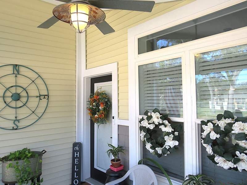 This beautiful 1393 square feet, 2.0 bed 2.0 bath Manufactured - photo 7