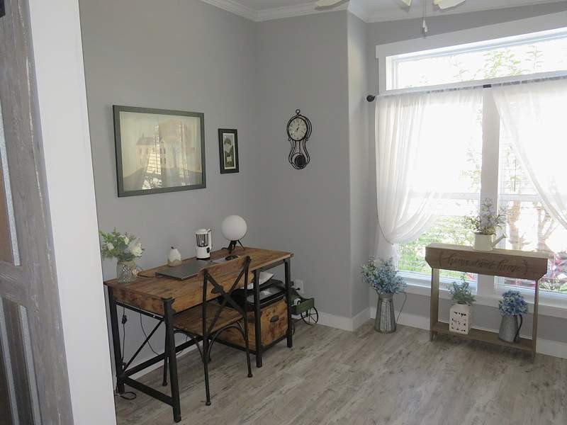 This beautiful 1393 square feet, 2.0 bed 2.0 bath Manufactured - photo 9