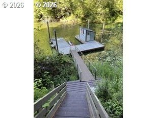 Gorgeous private lake retreat located 4 minute boat ride from - photo 4