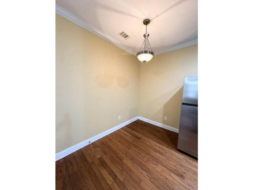 Don't miss this 2-bedroom, 2-bathroom GROUND FLOOR condo in West - photo 6