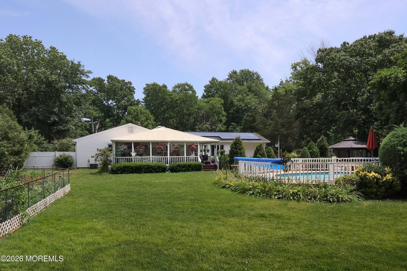 This could be your dream home! Welcome to this spacious 4bdrm - photo 31
