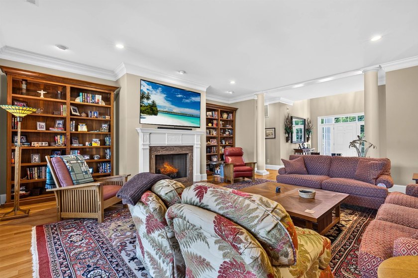 Experience the best of waterfront living at 62 Caretaker Lane - photo 9