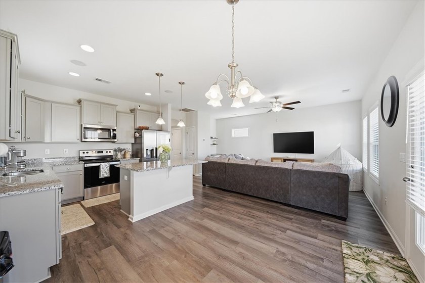 PRICE IMPROVEMENT and $3500 lender-issued closing credit for a - photo 17