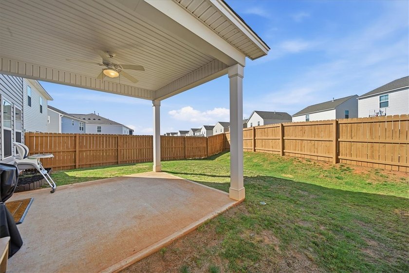 PRICE IMPROVEMENT and $3500 lender-issued closing credit for a - photo 32