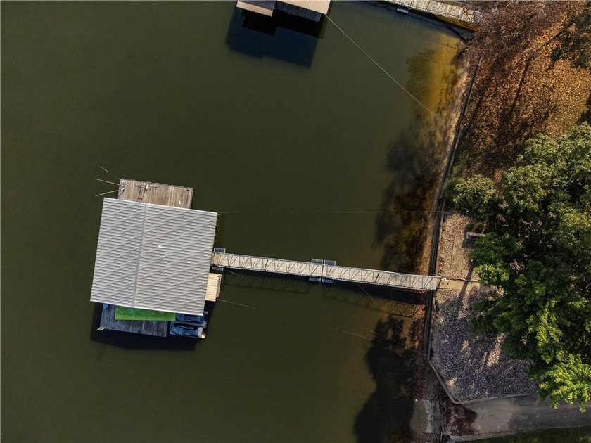 NEW PRICE!! Sunshine and Water....Lakefront living at its - photo 39