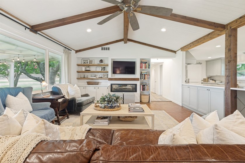 Nestled on a picturesque one-acre lot in the heart of Flower - photo 8