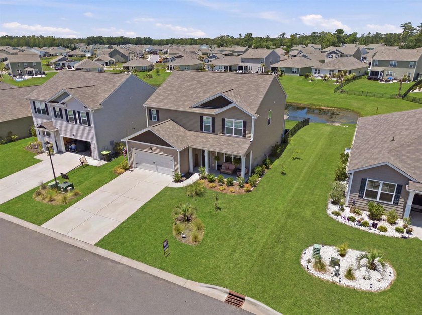 PRICE REDUCED!! Welcome to this Beautiful two-story home located - photo 5