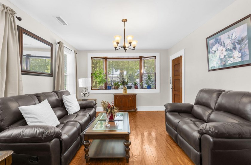 Welcome to Wagener Terrace, one of Charleston's most desirable - photo 7