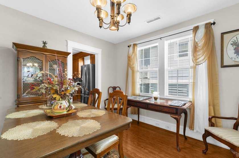 Welcome to Wagener Terrace, one of Charleston's most desirable - photo 8