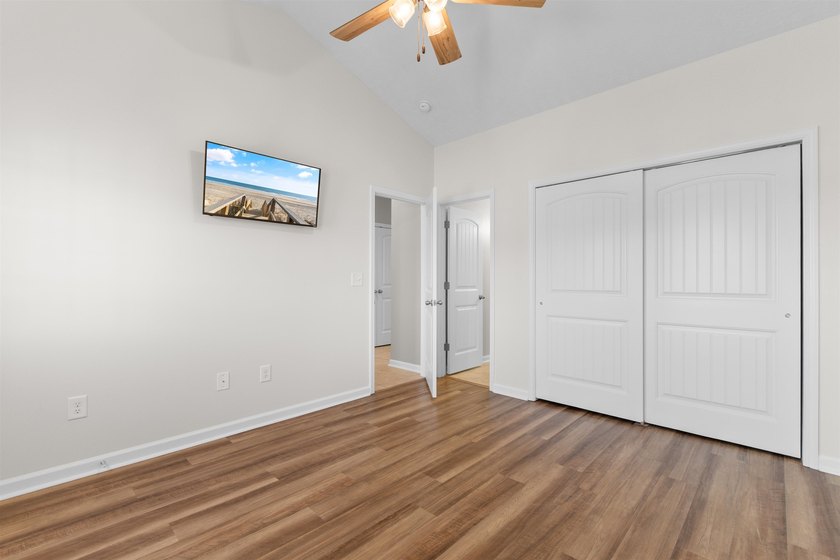 Your Beach Paradise Awaits in North Myrtle Beach! Step into - photo 14