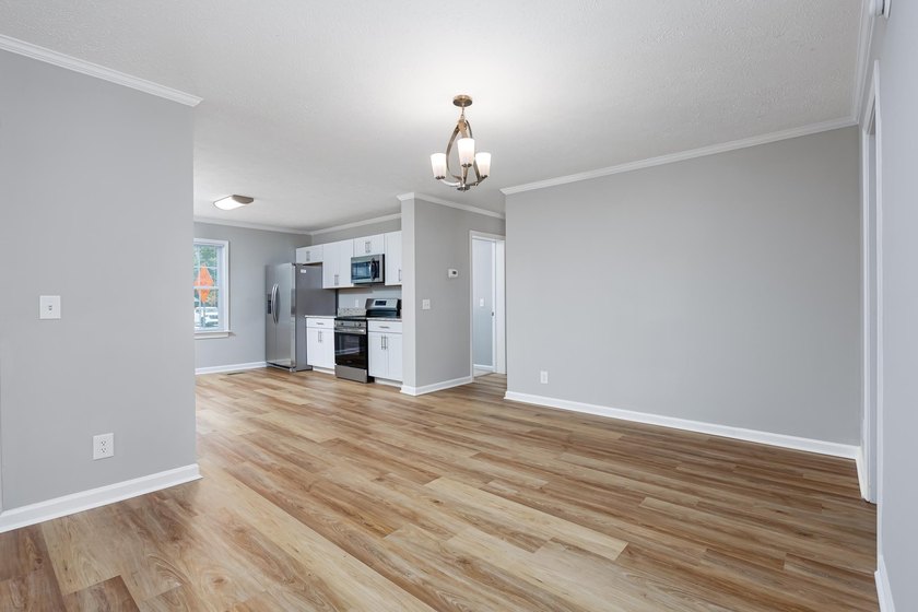 Welcome to 507 Forestbrook Drive, a beautifully updated - photo 7