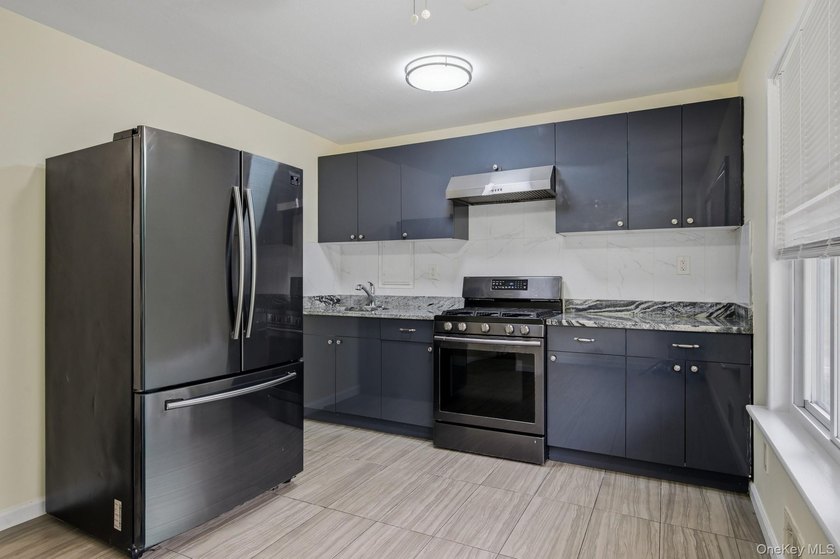 Attention Investors &amp; Multi-Generational buyers! Discover this - photo 25