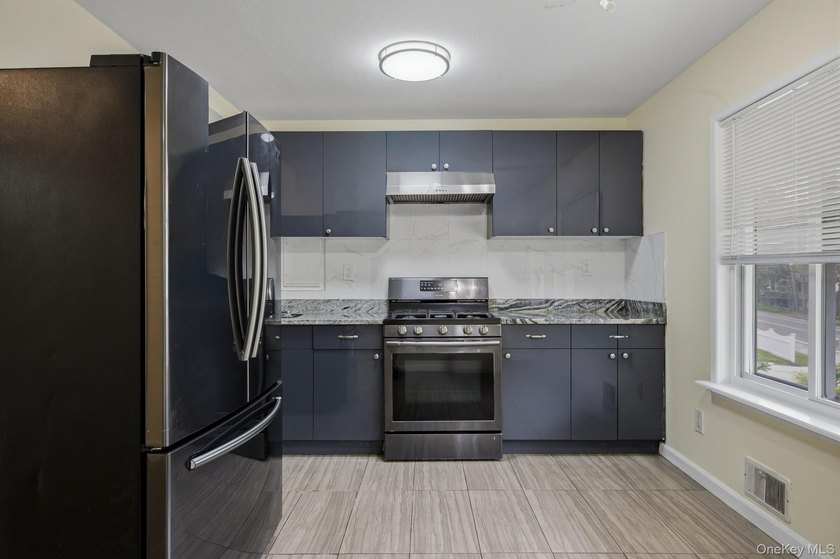 Attention Investors &amp; Multi-Generational buyers! Discover this - photo 26
