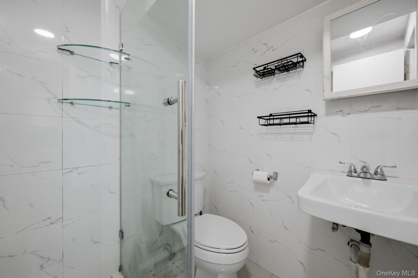 Attention Investors &amp; Multi-Generational buyers! Discover this - photo 33