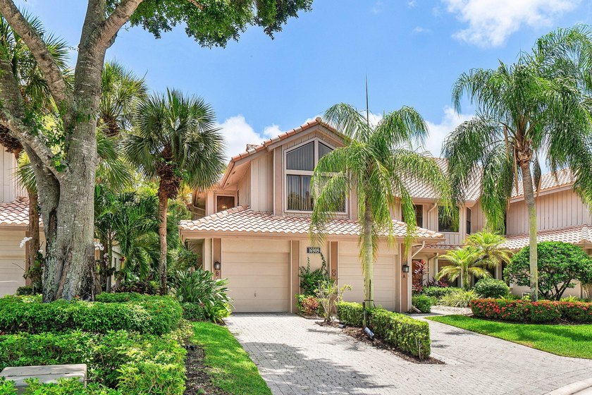 Enjoy the Polo Club lifestyle in this spacious second floor - photo 36