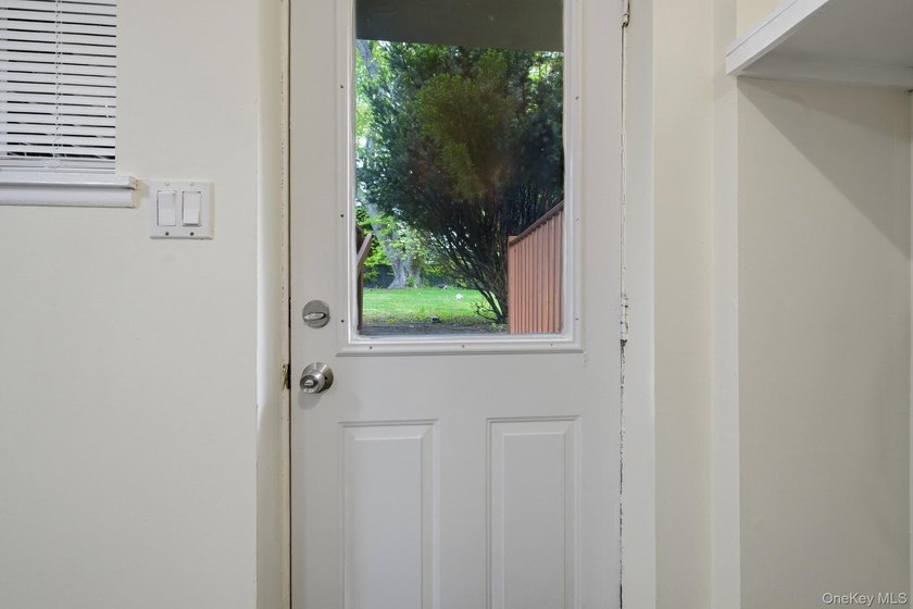 Attention Investors &amp; Multi-Generational buyers! Discover this - photo 37