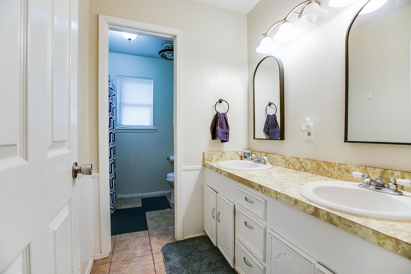 Discover the perfect blend of space, comfort, and functionality - photo 25