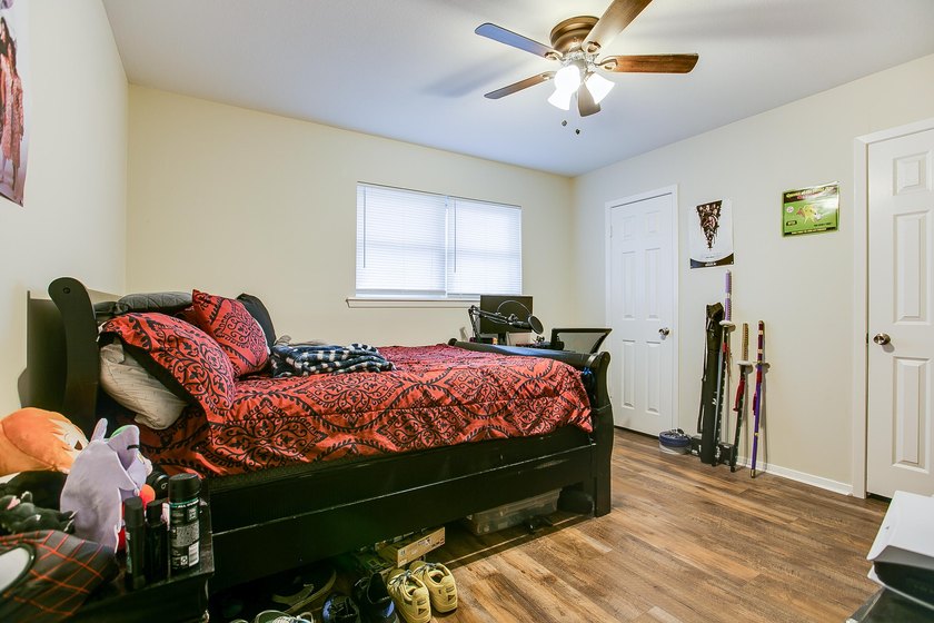 Discover the perfect blend of space, comfort, and functionality - photo 26