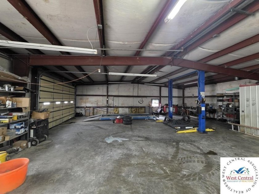 ATTENTION COMMERCIAL INVESTORS!!! Here is a prime opportunity - photo 27