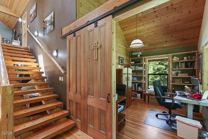 Exceptional 16.71-Acre Riverfront Retreat with spectacular 100+ - photo 35