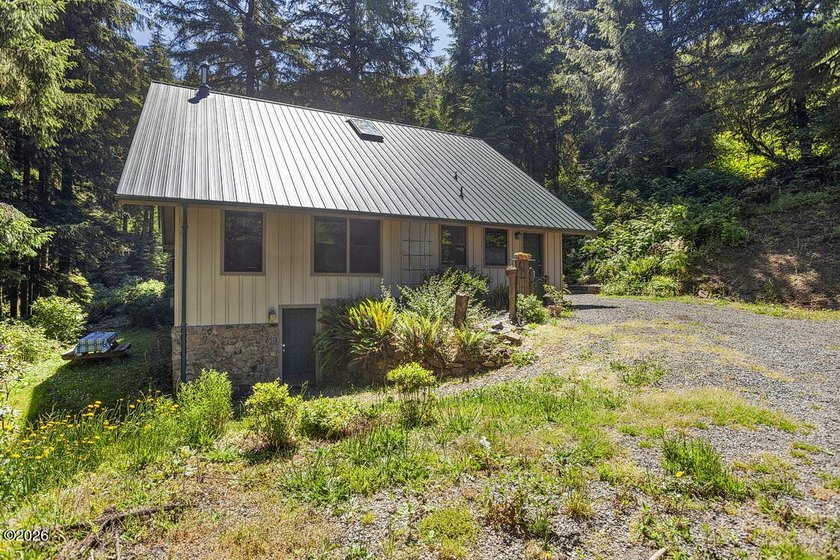 Exceptional 16.71-Acre Riverfront Retreat with spectacular 100+ - photo 45
