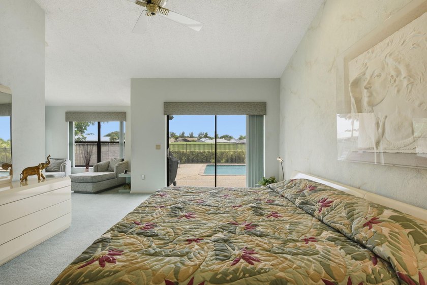 Premier golf course residence with pool on the 18th fairway - photo 30