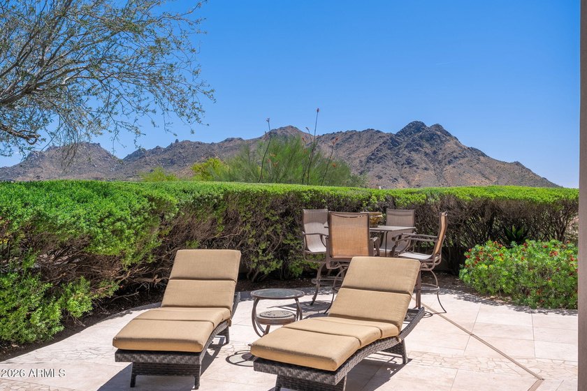 Set against a breathtaking backdrop of mountain and desert views - photo 49