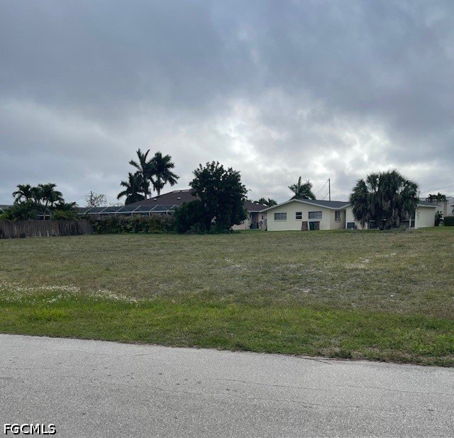 Rare oversized 4-lot parcel in desirable SE Cape Coral offering - photo 3