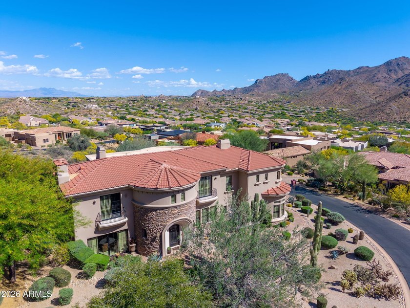 Set against a breathtaking backdrop of mountain and desert views - photo 60
