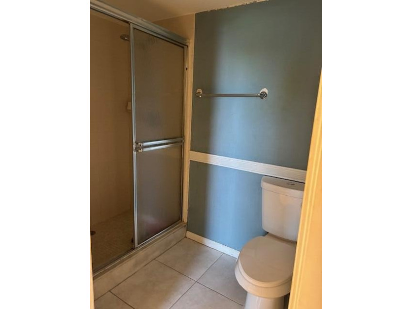 CHARMING 2ND FLOOR 2BEDROOM/2BATH CONDO OVERLOOKING GOLFCOURSE - photo 11