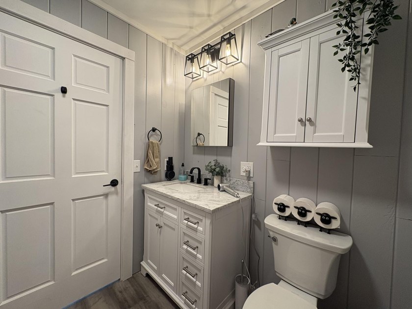 Completely reimagined from the inside out, 422 Peltoma blends - photo 16