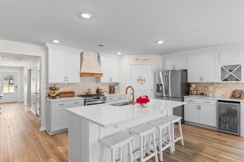 If you've been looking for a home with more space inside and out - photo 7