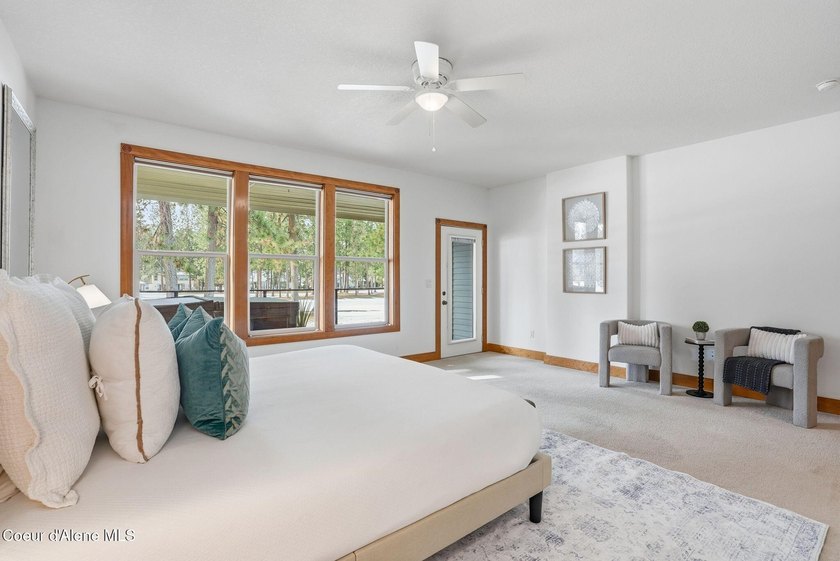 Beautifully updated 4-bedroom, 3-bath home offering 4,166 SF on - photo 17